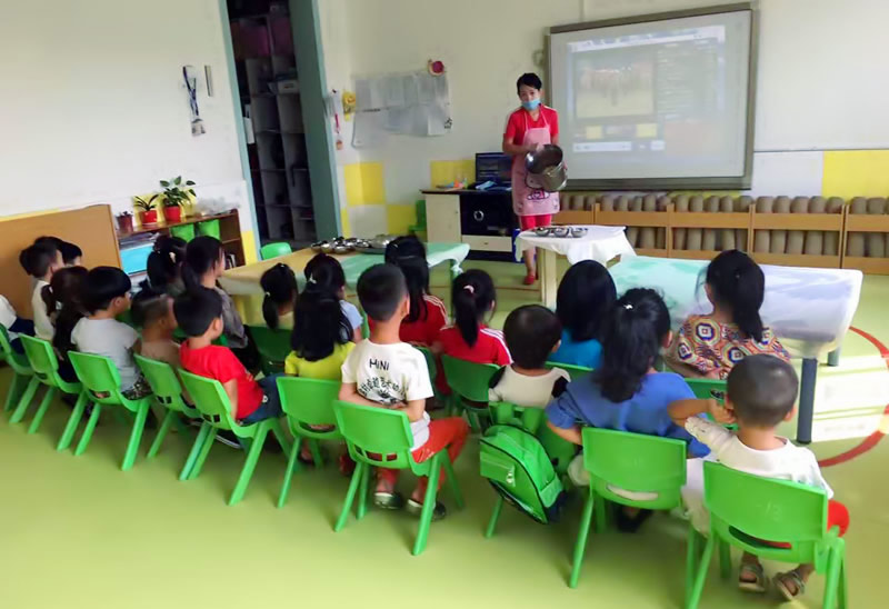 河北省孟村市卓越藝術(shù)幼兒園 ：寓教于樂的中秋節(jié)主題活動