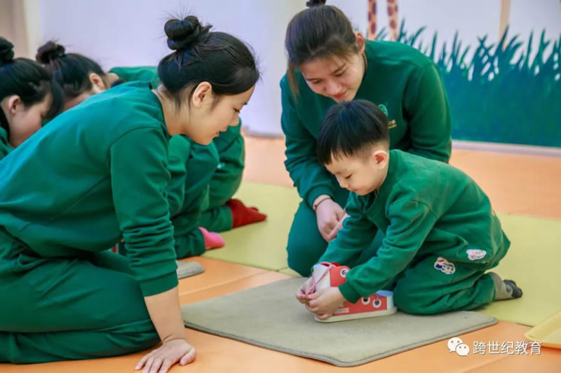 聯(lián)盟品牌幼兒園多少錢