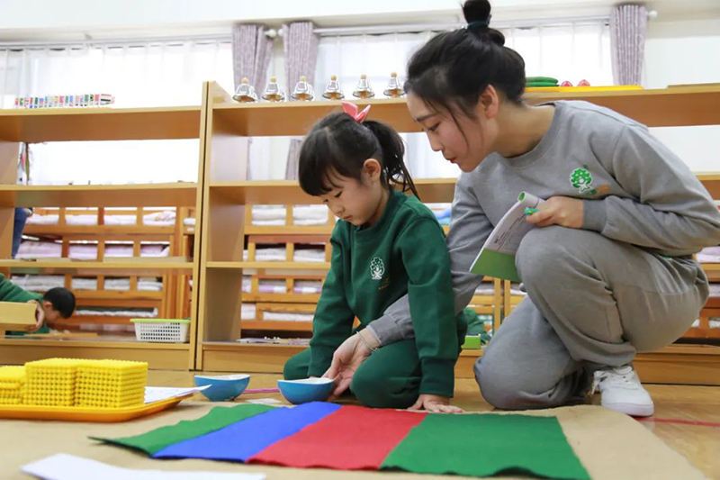 四川省成都市派森幼兒園：一歲一禮，一寸歡喜！這個(gè)幼兒園集體生日會(huì)真是精彩！